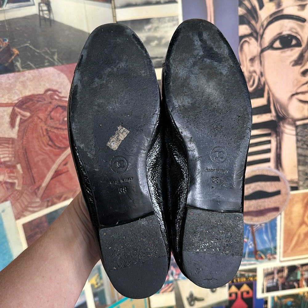 CHANEL Black Patent Leather Ballet Flats - Picture 9 of 12